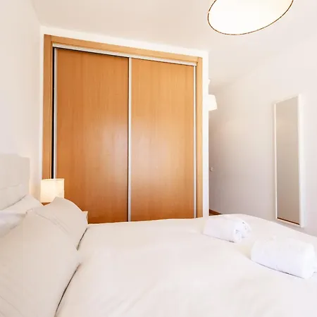 Apartment Carmona A T2 - By Smarthomes *