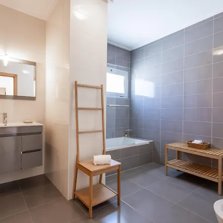 Carmona A T2 - By Smarthomes *