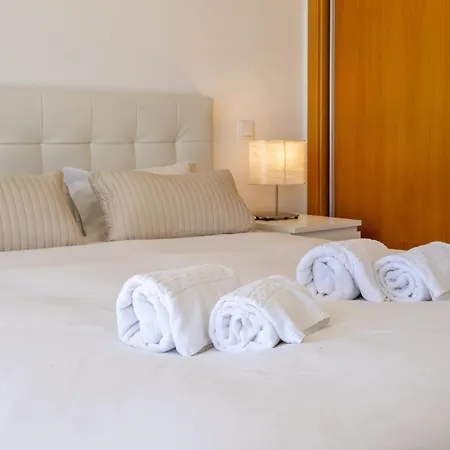 Carmona A T2 - By Smarthomes Apartment *