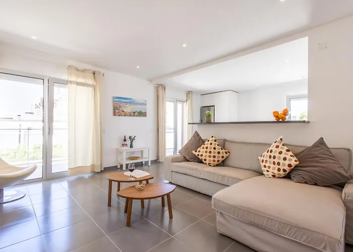 Carmona A T2 - By Smarthomes Apartman